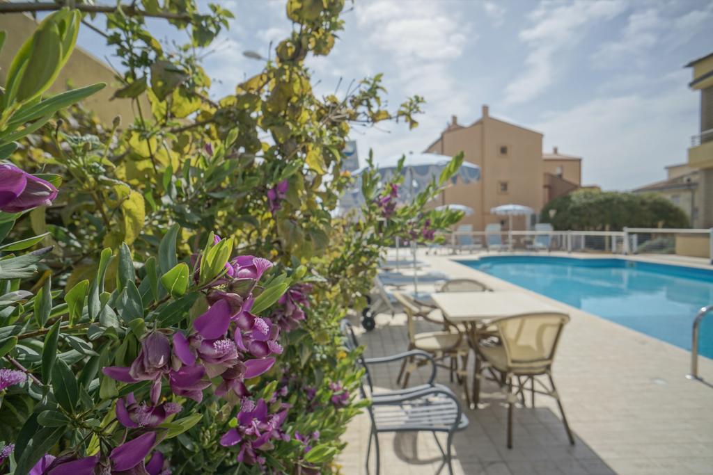 Hotel Residence Il Conero 2 Numana Luaran gambar