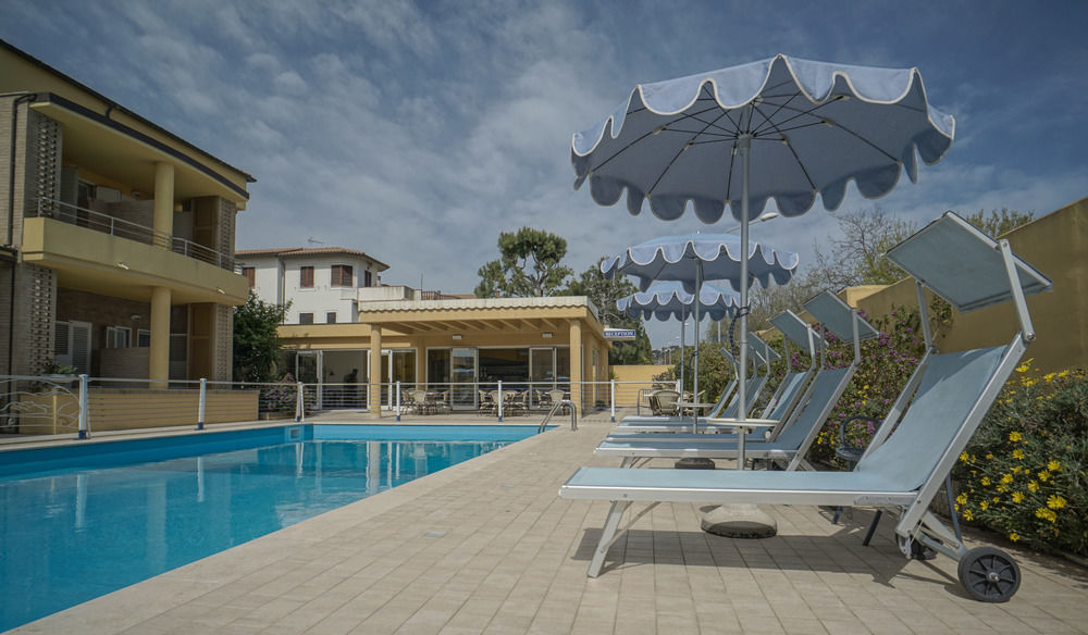 Hotel Residence Il Conero 2 Numana Luaran gambar